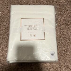 Pottery barn teen classic organic full size sheet set